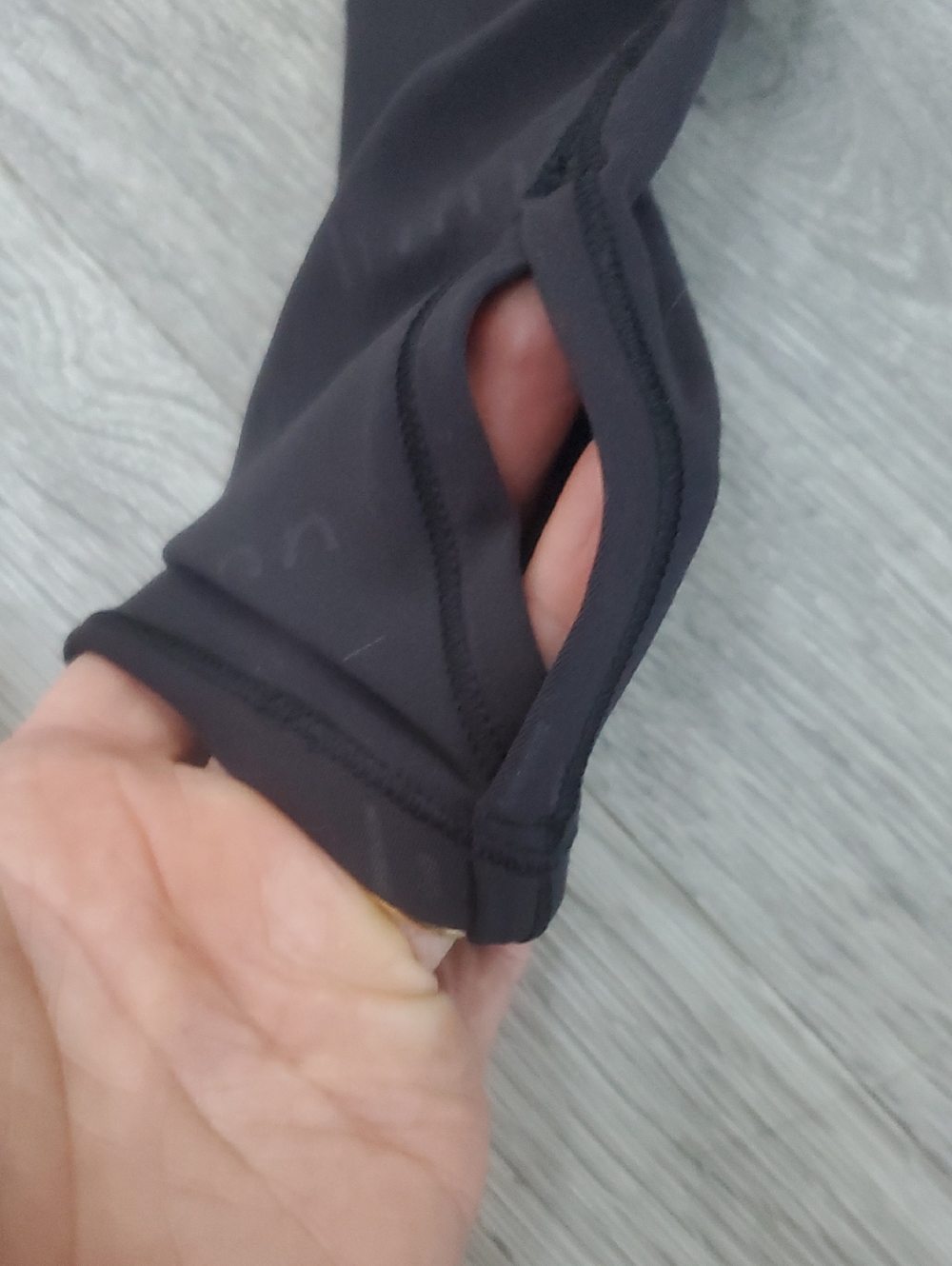 Lululemon Wunder Train Long Sleeve Crop Top Size 2 or 4? - Picture 7 of 9